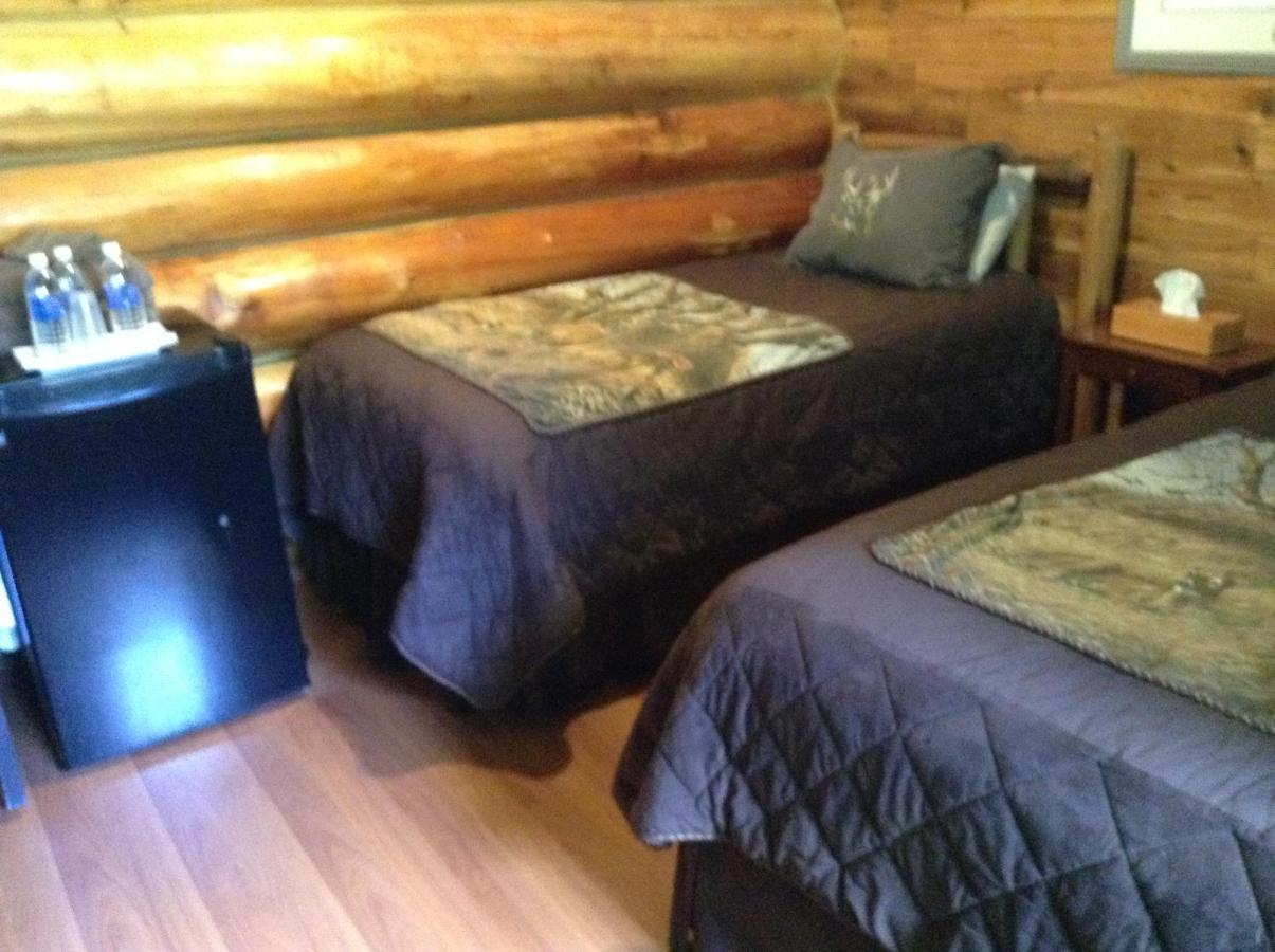 فالماونت Summit River Lodge & Campsites الغرفة الصورة